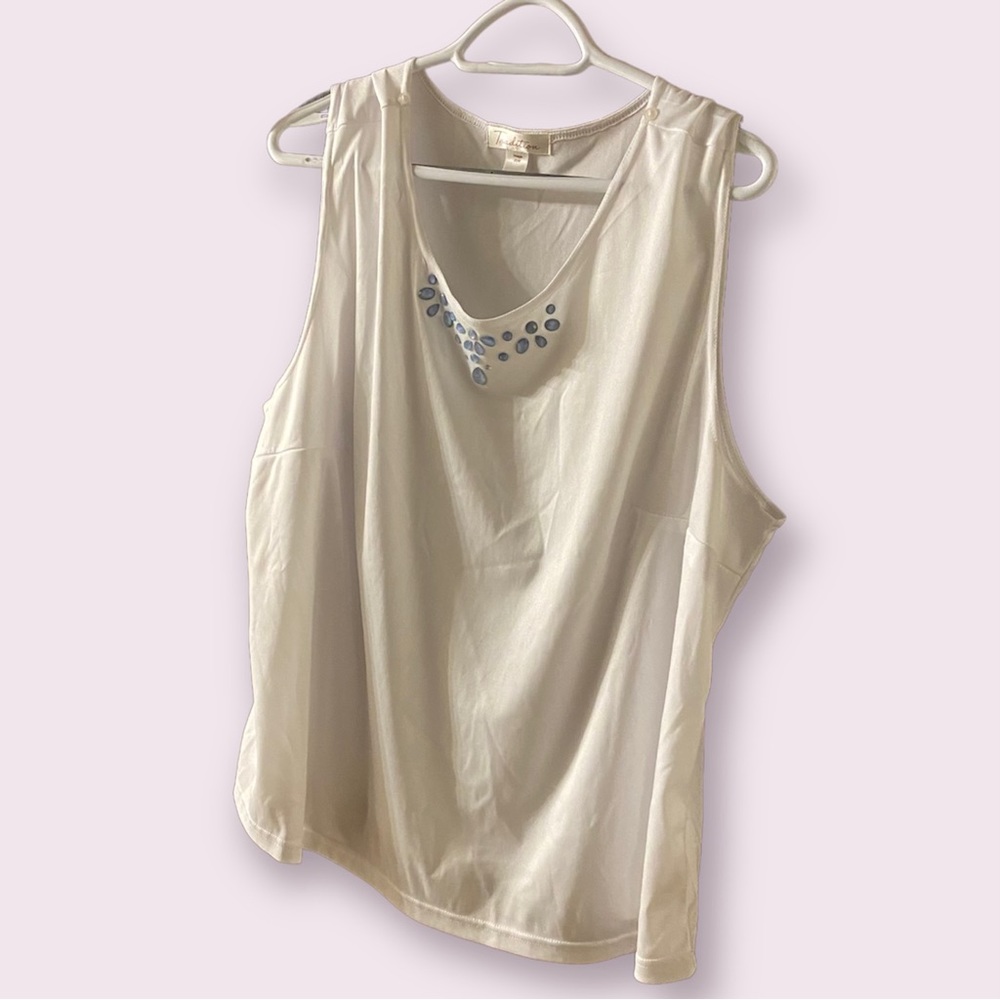 Tradition WHT Tank with BLU Stone Detail, 20W. Summer Sale